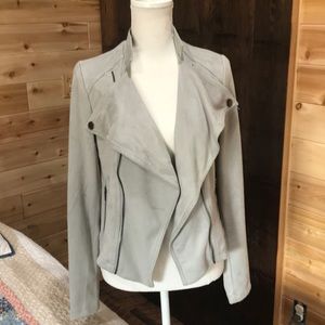 Romeo and Julie size small flyaway jacket